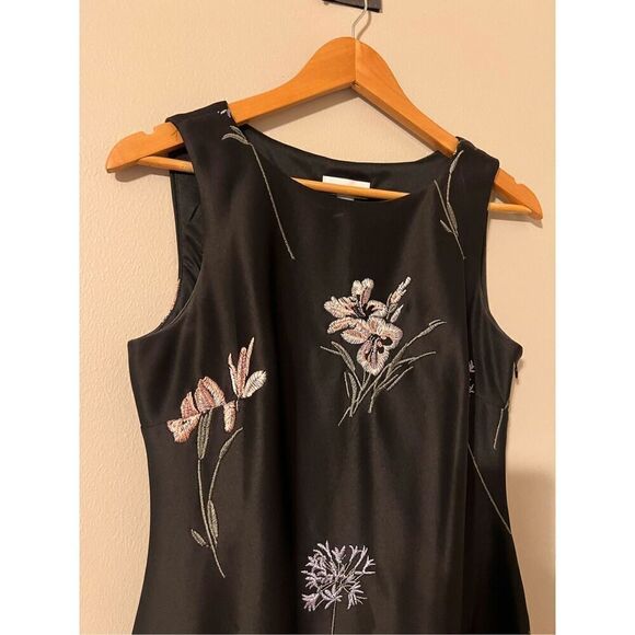 Calvin Klein Women's 4 High Neck Sleeveless Sheath Dress Black Embroidered Flora - Picture 6 of 10